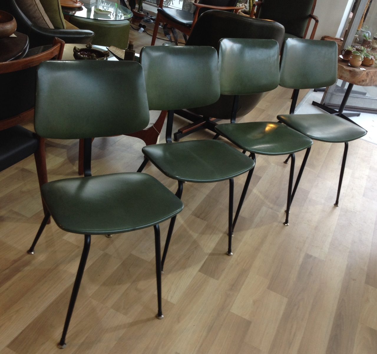 atomic dining chairs